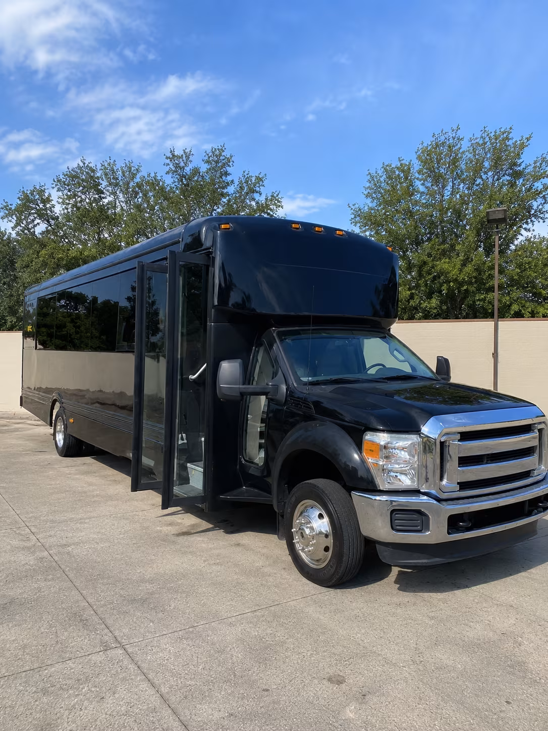 Plano Birthday, Sweet 16, & Quinceañera Party Bus Rentals